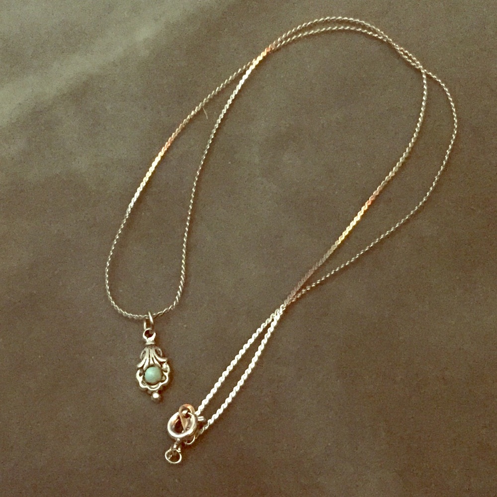 Dainty necklace